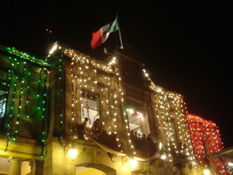 Lights and streamers