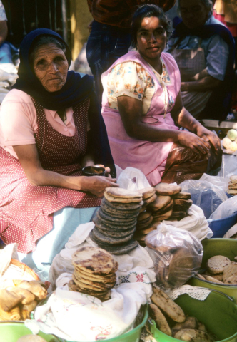 Outdoor market in Guanajuato, Mexico